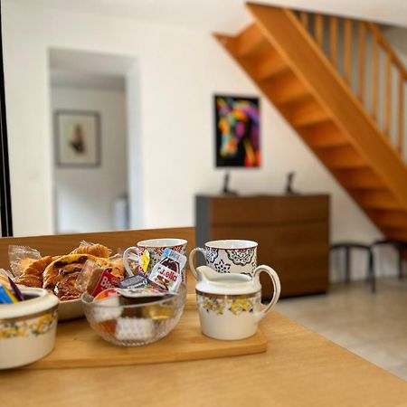 Ecurie Des Charmes A 5 Minutes De La Plage Merville-Franceville-Plage Ngoại thất bức ảnh