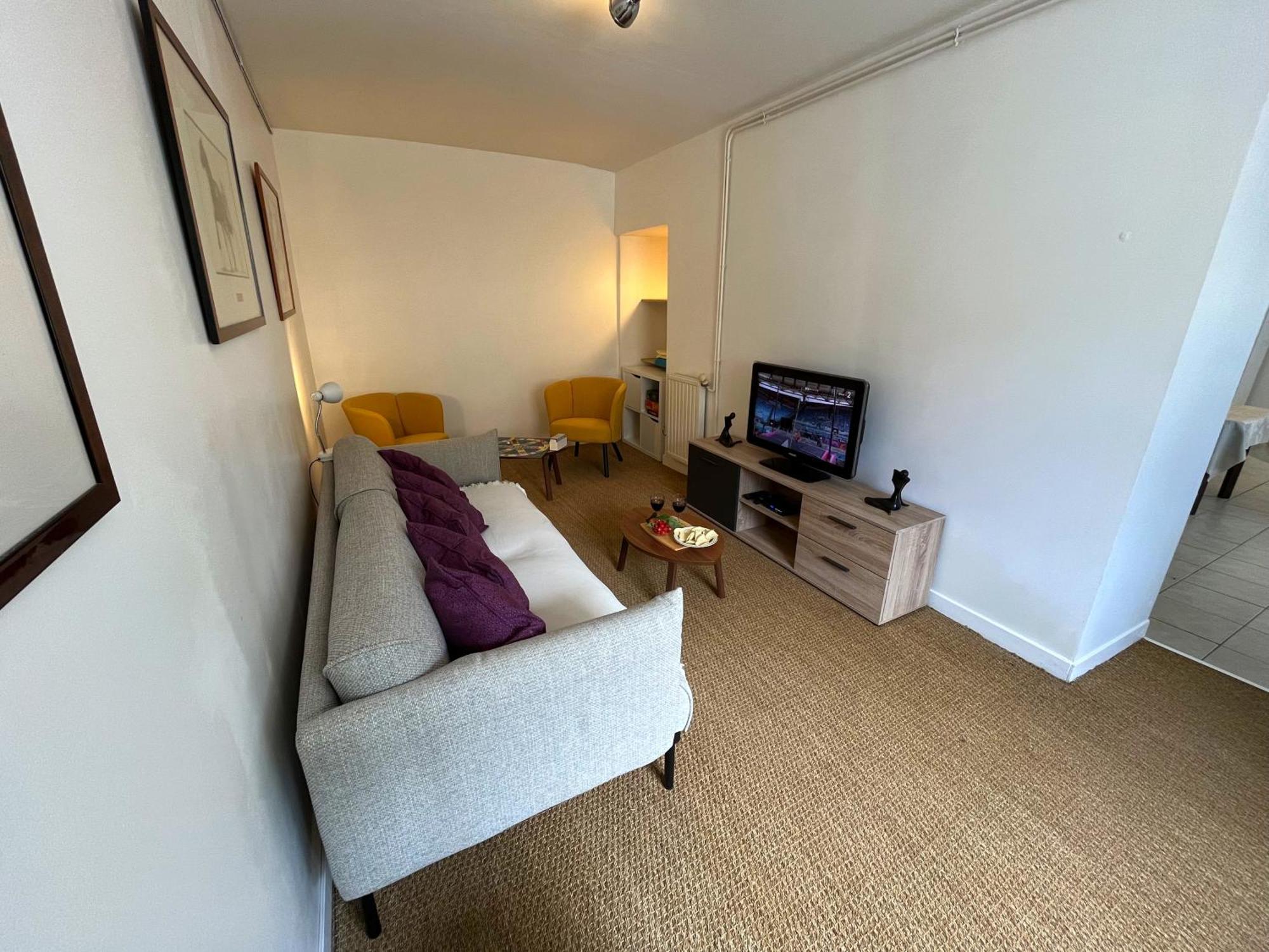 Ecurie Des Charmes A 5 Minutes De La Plage Merville-Franceville-Plage Ngoại thất bức ảnh